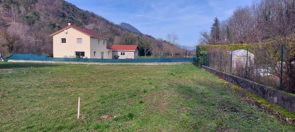 Vente terrain  700 m² à Saint-Martin-de-la-Cluze (38650), 124 500 €