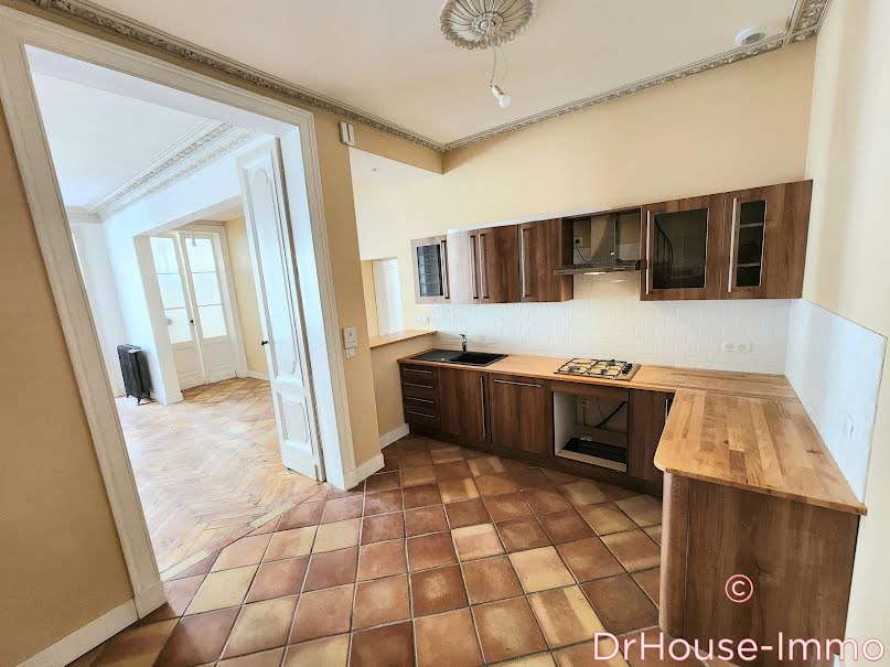 Vente appartement 3 pièces 109 m² à Ambares-et-lagrave (33440), 259 000 €