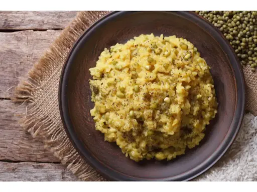 Plain Khichdi With Curd