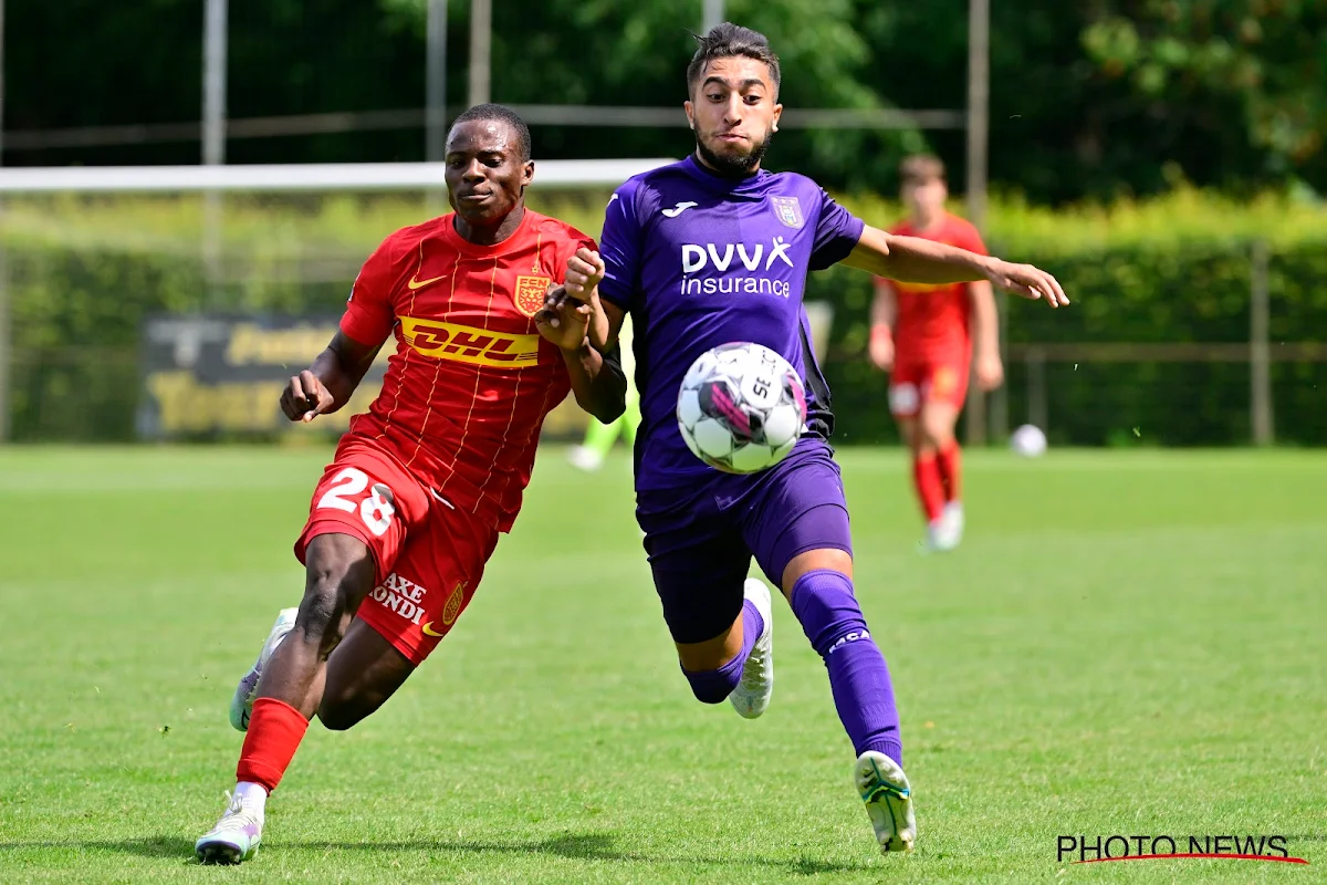 Anouar Ait El Hadj krijgt een warm welkom bij Racing Genk