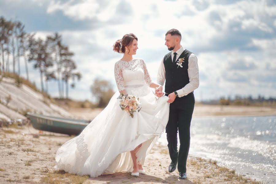 Fotógrafo de bodas Yuriy Ronzhin (juriy-juriy). Foto del 10 de mayo 2020