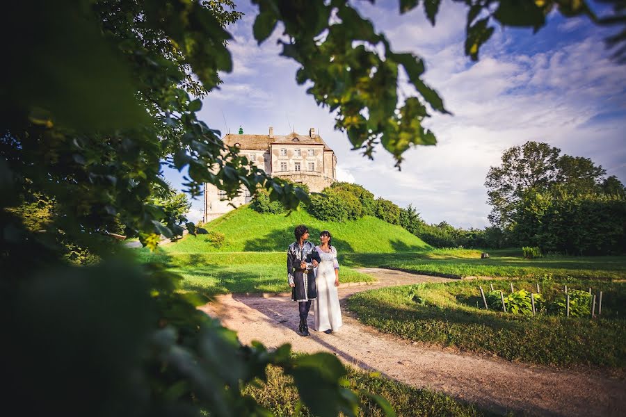 Fotografo di matrimoni Snezhana Ignatova (snegamondo). Foto del 3 ottobre 2013