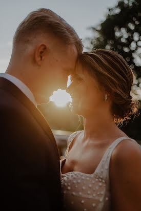 Fotógrafo de casamento Jasmin Čizmović (cjweddingz). Foto de 13 de junho 2021