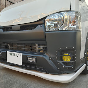 ハイエースバン TRH200V