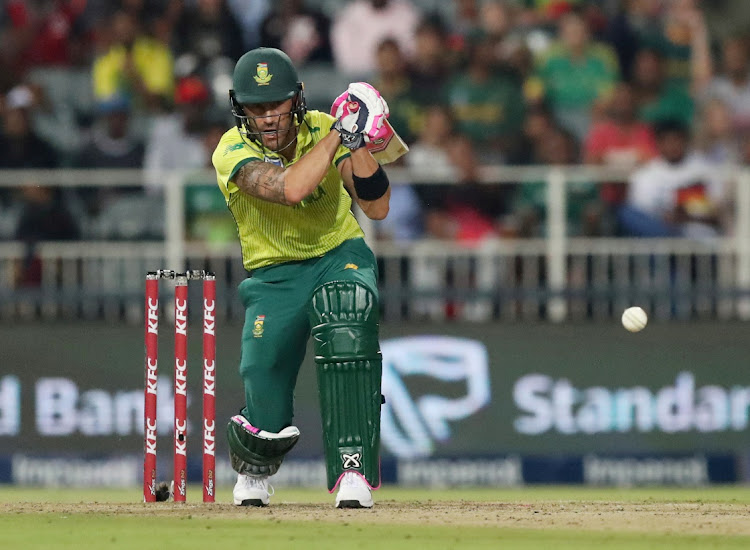 Former Proteas captain Faf du Plessis has committed to play for the national team in all formats until 2021.