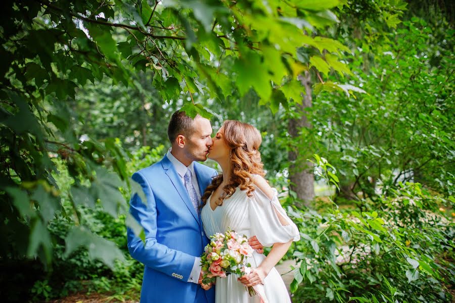 Wedding photographer Yana Yavorskaya (yanna1383). Photo of 1 April 2016