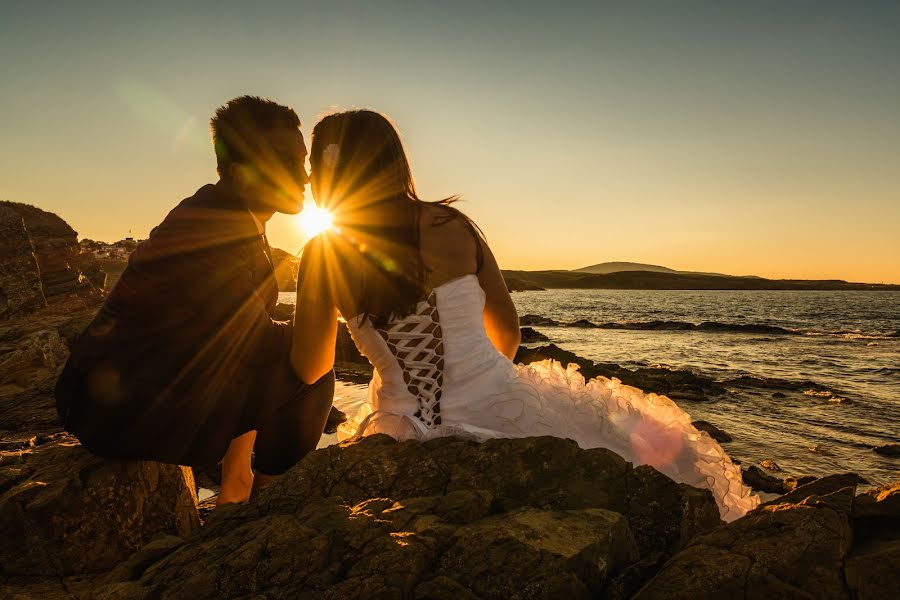 Fotógrafo de casamento Stefan Kamenov (stefankamenov). Foto de 12 de março 2015