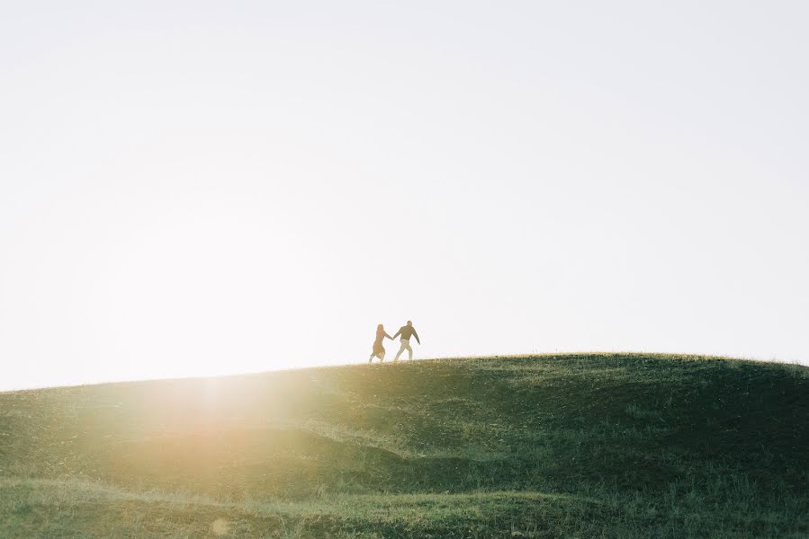 Wedding photographer Anna Elenich (elenichphoto). Photo of 24 October 2020