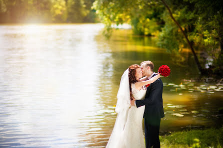 Fotógrafo de casamento Mariya Tyurina (fotomarusya). Foto de 17 de julho 2015