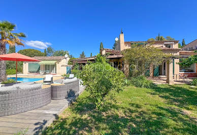 Villa with pool and terrace 14