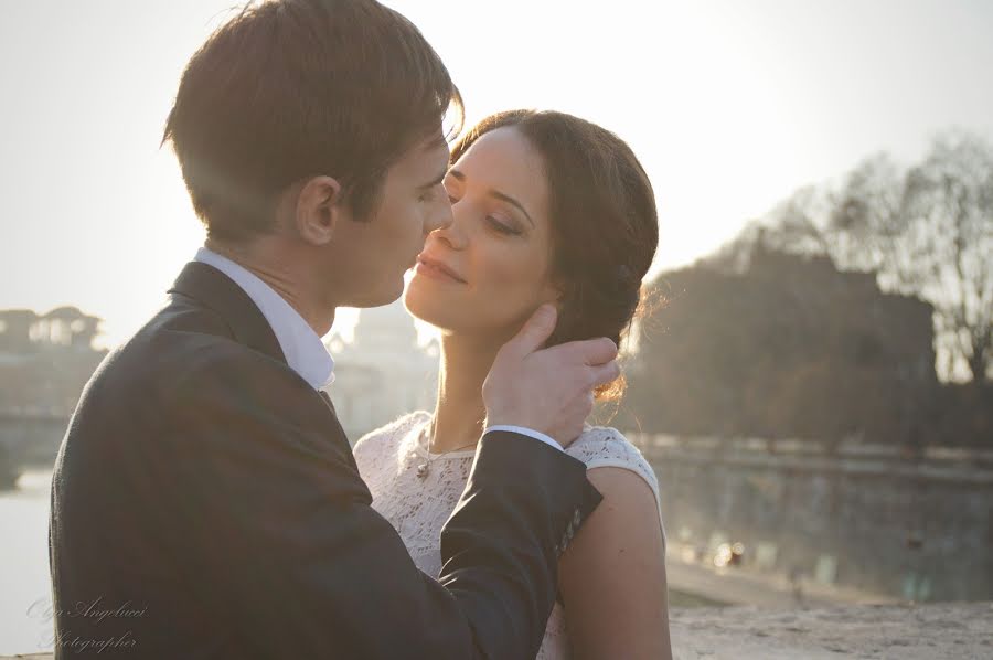 Fotógrafo de casamento Olga Angelucci (olgangelucci). Foto de 2 de maio 2017