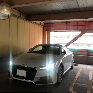 TT クーペ 1.8TFSI