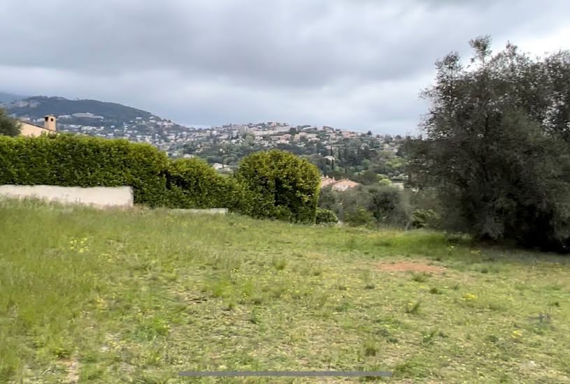  Vente Terrain à bâtir - 1 900m² à Grasse (06130) 