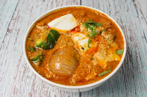 Famous Handi Paneer