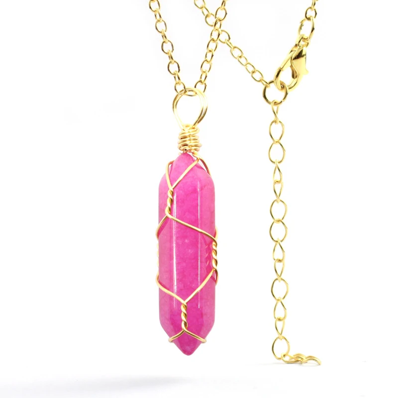 Handgewikkelde hexagonale kolom kristal ketting met natuursteen kogel hanger voor evenwicht en energie.