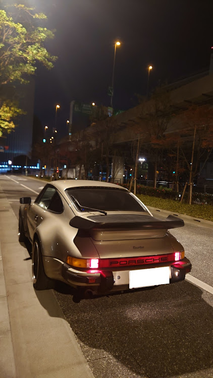 930ターボの930ターボ・911・ポルシェに関するカスタム事例の投稿画像3枚目