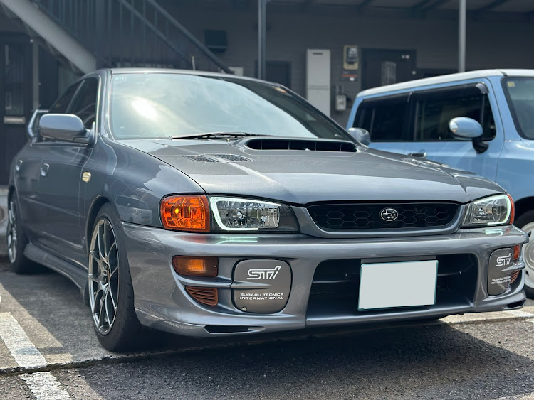 インプレッサ WRXのGC8 ver5・GC8・GC8インプレッサ・BBS・BBSホイールに関するカスタム事例の投稿画像1枚目