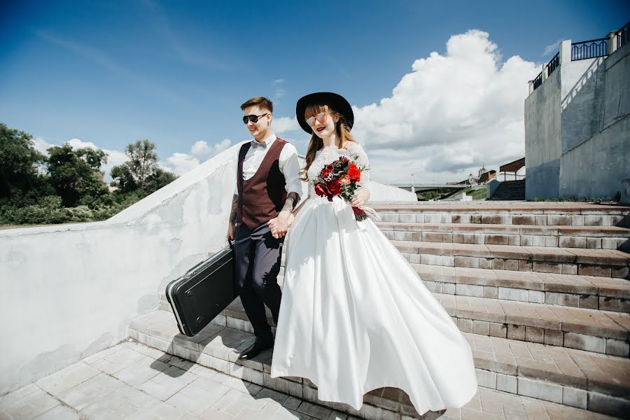 Fotografo di matrimoni Irina Semenova (lampamira). Foto del 5 agosto 2019