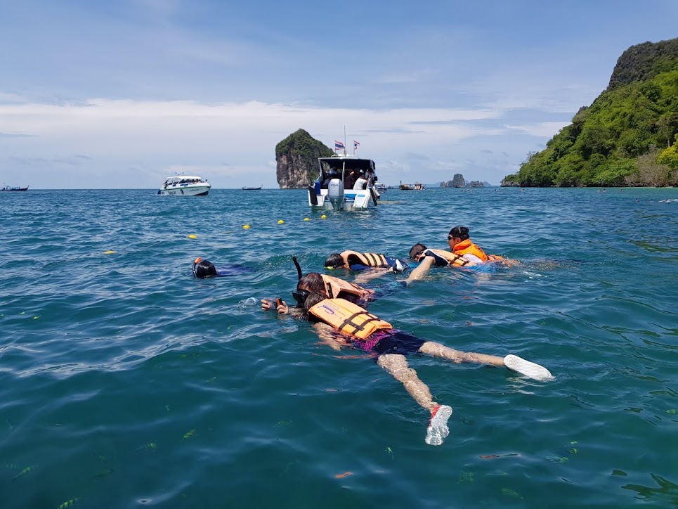 4 Islands tour by private long-tail boat from Ao Nang - Koh Poda (Poda Island), Koh Gai (Chicken Island), Koh Tup and Koh Mor (Tup Island) and Phra Nang Beach on Railay Peninsula