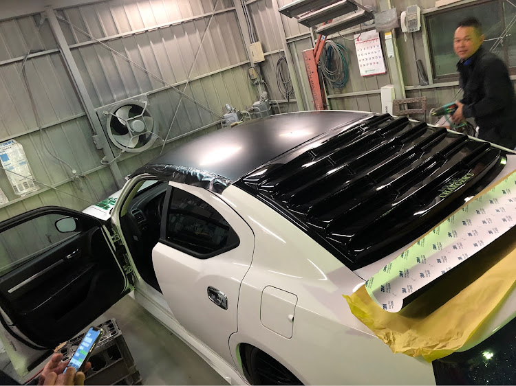 チャージャーのチャージャーズ・わちゃ〜ズ・秘密基地作業・アメ車・わちゃ〜ズの意味はに関するカスタム事例の投稿画像5枚目