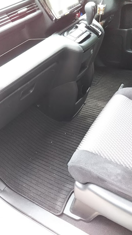 ステップワゴンの兎にも角にも掃除じゃ！！・おやすみなさいzzz～zzzに関するカスタム事例の投稿画像3枚目
