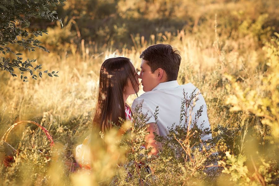 Fotógrafo de casamento Almaz Zikirin (zikirin). Foto de 31 de julho 2020