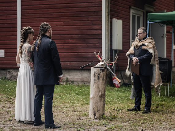 結婚式の写真家Timo Hölttä (timoholtta)。2022 8月1日の写真
