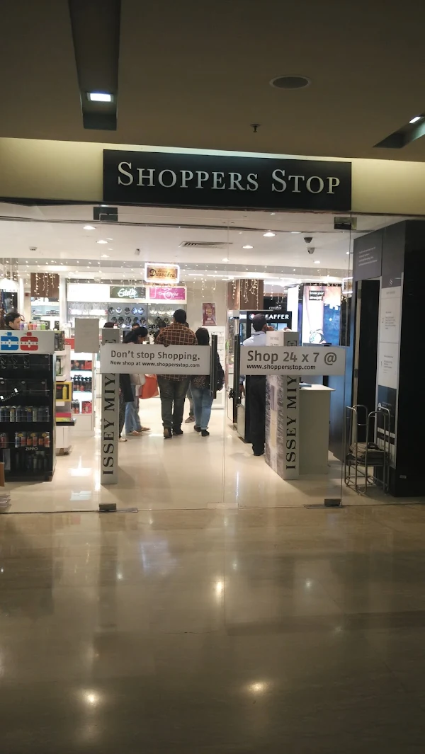 Shoppers Stop photo 