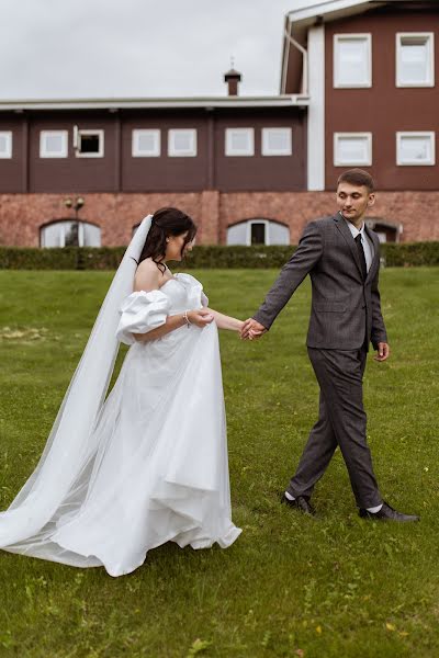 ช่างภาพงานแต่งงาน Elena Rubcova (rubsowaa) ภาพเมื่อ 27 สิงหาคม 2023