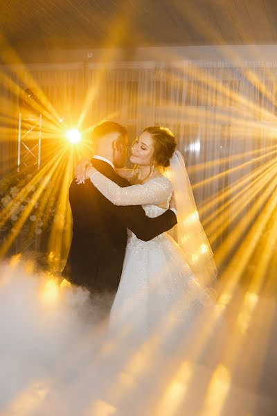 Wedding photographer Darya Kolosok (withlove). Photo of 19 February