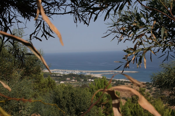 Il mare dalla collina di solo