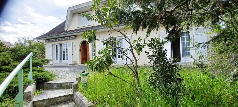 Vente villa 9 pièces 205 m² à Yzeure (03400), 519 000 €