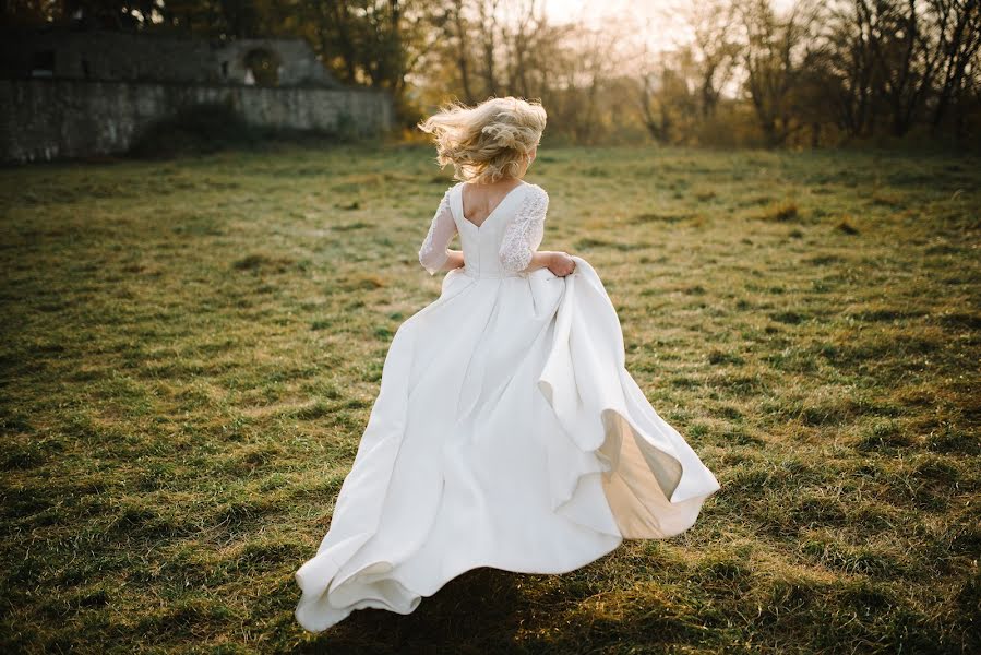 Fotografo di matrimoni Yuriy Stebelskiy (blueclover). Foto del 24 novembre 2018