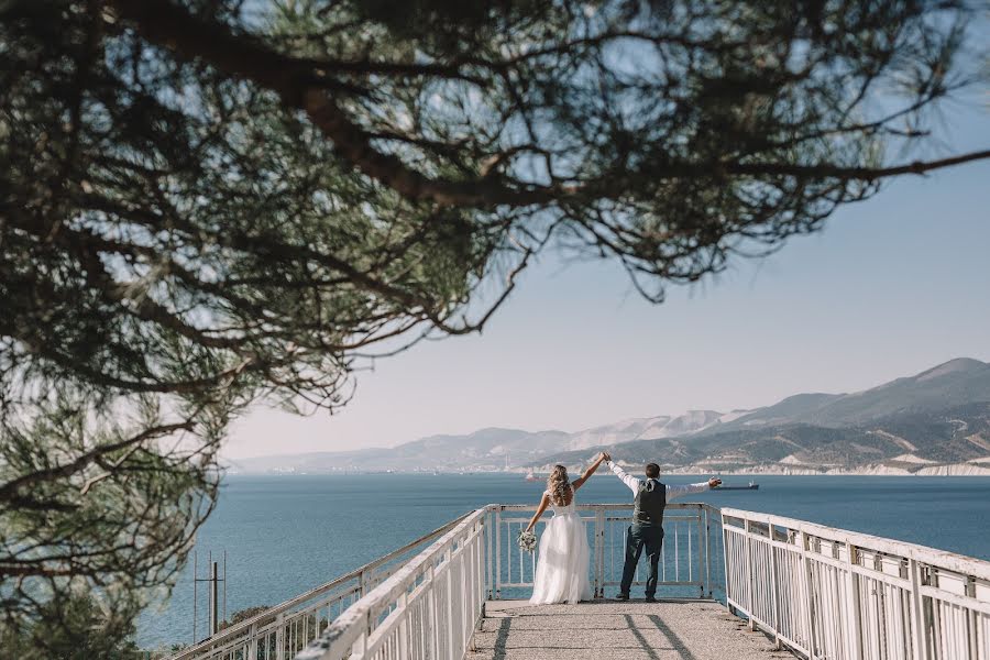 Fotografo di matrimoni Ekaterina Korzhenevskaya (kkfoto). Foto del 21 ottobre 2019