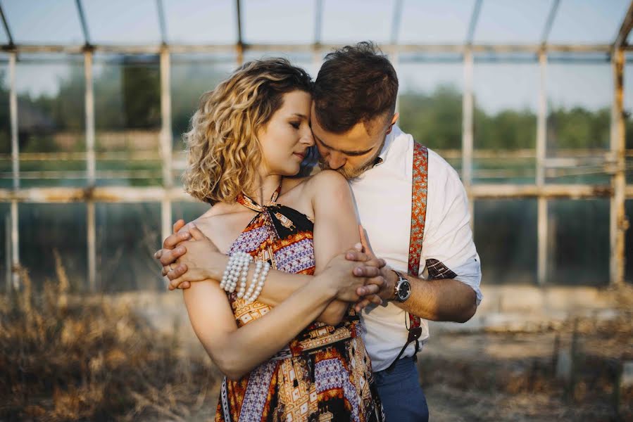 Fotografo di matrimoni Piotr Wiernikowski (kwiatfotosu). Foto del 23 febbraio 2021