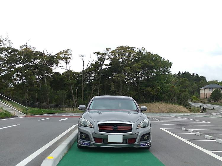 フーガの5月1日(日)・名も無き無料駐車場・福島県双葉郡楢葉町・松林バックにに関するカスタム事例の投稿画像7枚目