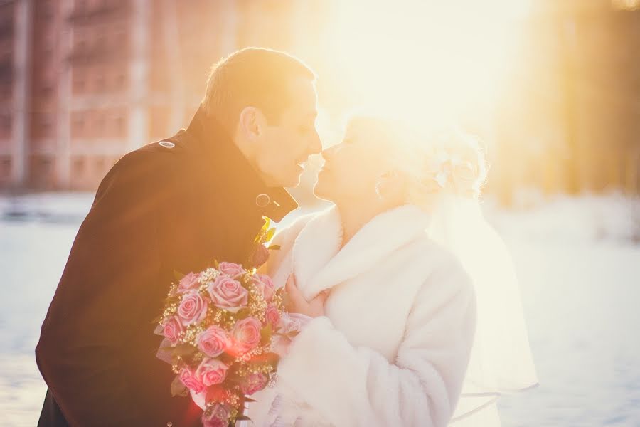 Fotografo di matrimoni Roman Odincov (odintsow). Foto del 28 dicembre 2012