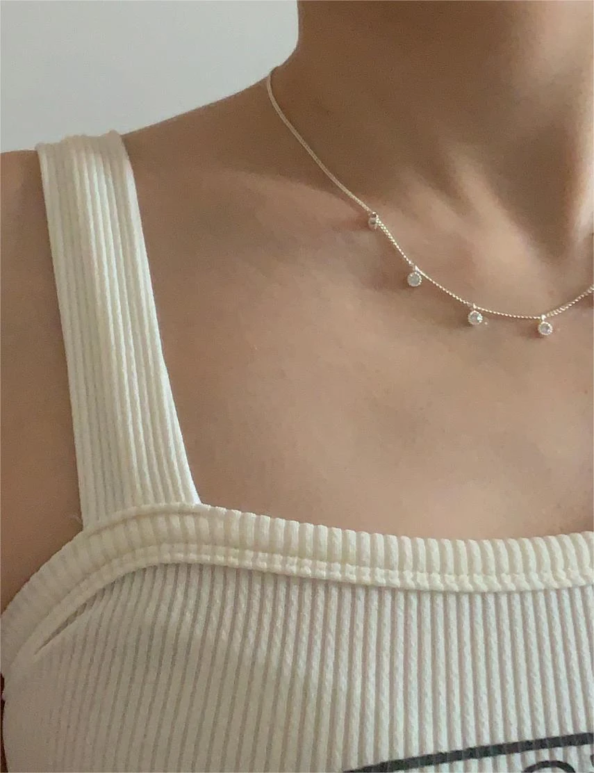 Kore Tarzı 925 Ayar Gümüş Zirkon Tam Elmas Kolye, zarif ve ışıltılı bir görünüm için mükemmel, her kıyafete uyum sağlar