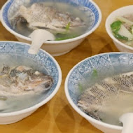 以馬內利鮮魚湯