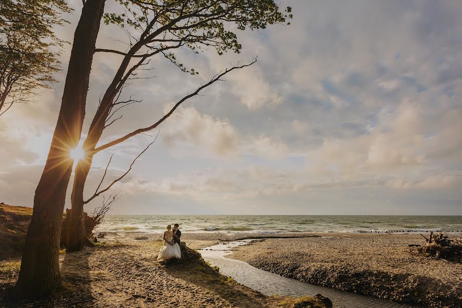 Fotógrafo de bodas Krzysztof Rydwelski (photokris). Foto del 17 de octubre 2019