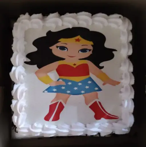 Eggless Super Girl Cake [500 Grams]