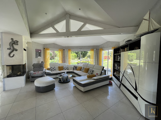 House with terrace 5