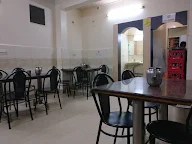 Gowdru Hotel photo 1