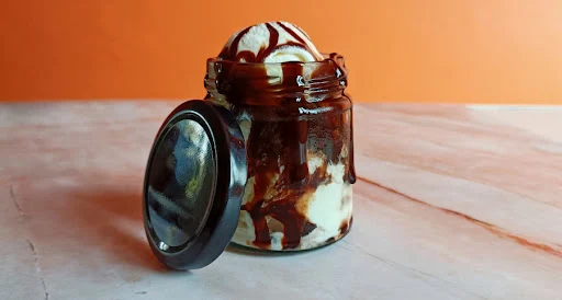 Hot Chocolate Fudge Vanilla