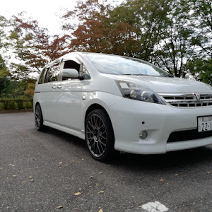 アイシス ZGM11W