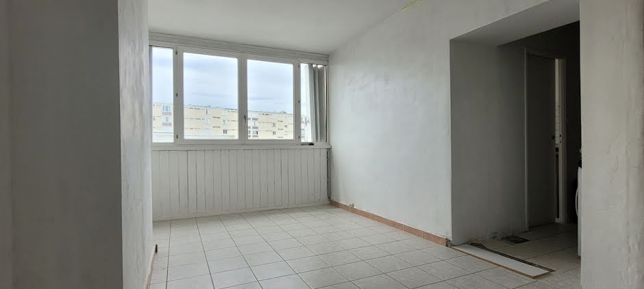 Vente appartement 4 pièces 85 m² à Mourenx (64150), 69 000 €