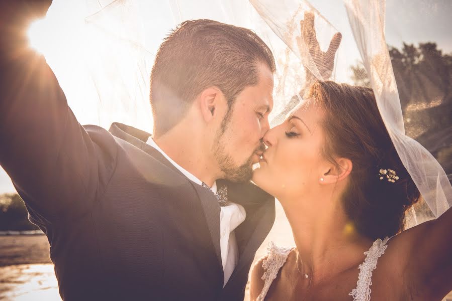 Fotógrafo de bodas Hélène Vauché (helenevauche). Foto del 28 de marzo 2020