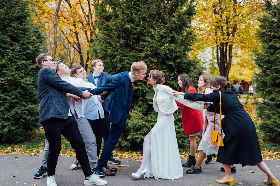 Fotografo di matrimoni Vladimir Petrov (vladkirshin). Foto del 6 giugno 2022