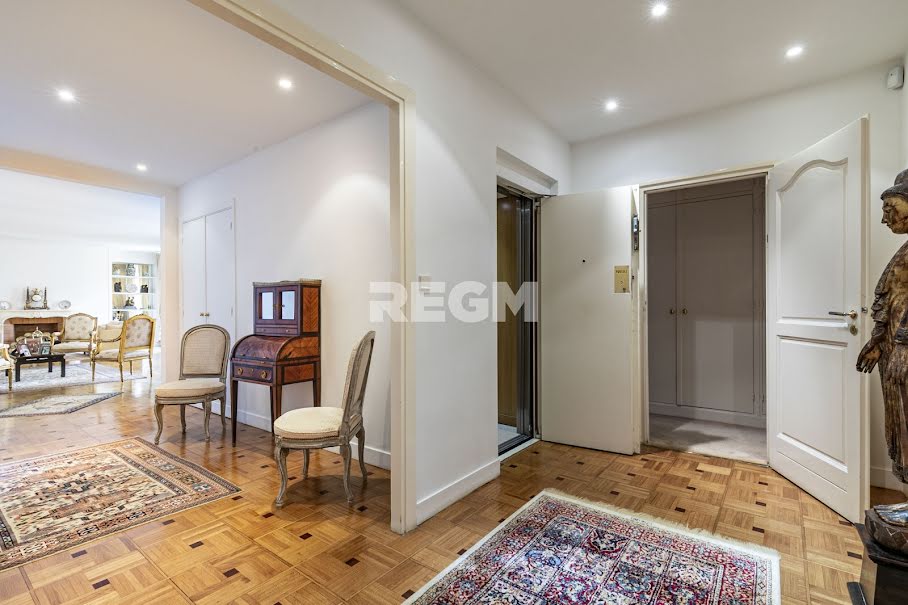 Vente appartement 5 pièces 155 m² à Paris 16ème (75016), 1 995 000 €