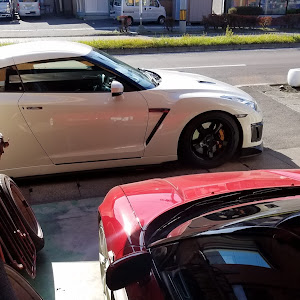 NISSAN GT-R R35